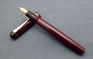 Click Aristocrat Brown Fountain Pen 3-in-1 Filling with Fine Nib - Gold Trim